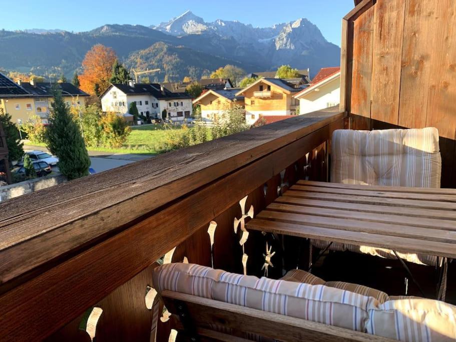 Garmisch Lux Apartment Mit Sauna Екстер'єр фото